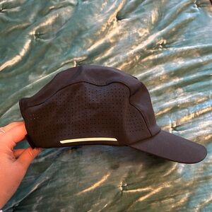 Black Perforated women’s running hat
